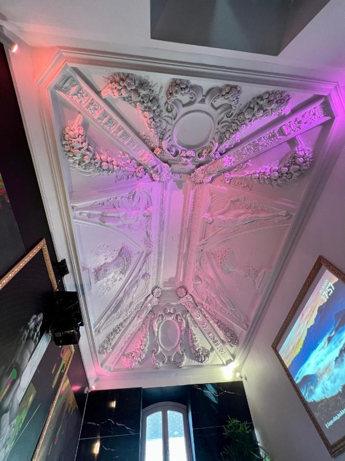 Apartment Capsule Art Deco - Jacuzzi - Netflix - Cinema - Arcade De Jeux & Nintendo Switch - 2 - Filet Suspendu *