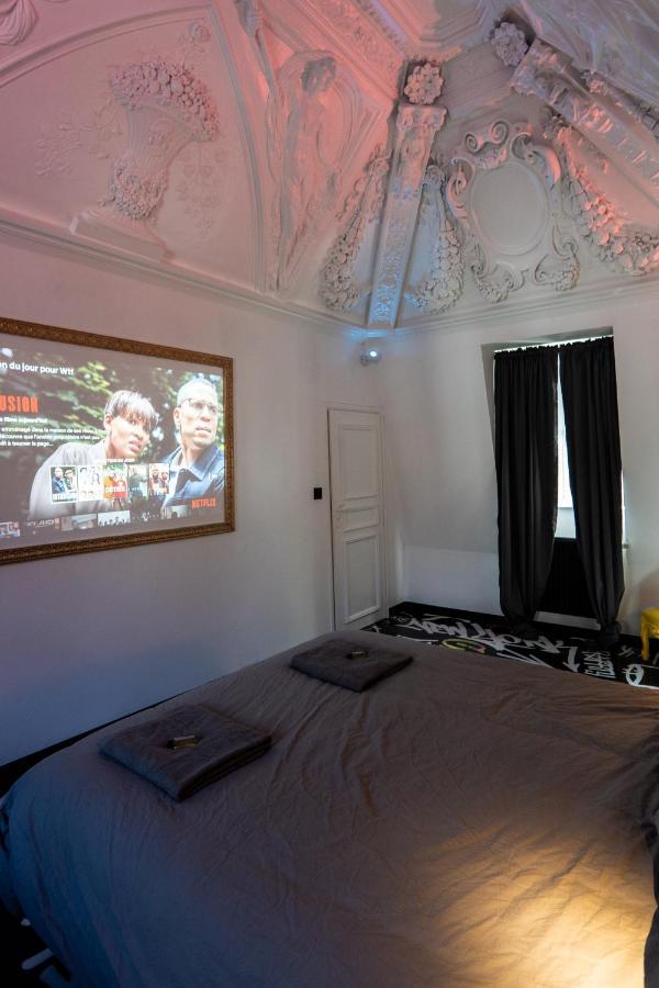 Apartment Capsule Art Deco - Jacuzzi - Netflix - Cinema - Arcade De Jeux & Nintendo Switch - 2 - Filet Suspendu Valenciennes