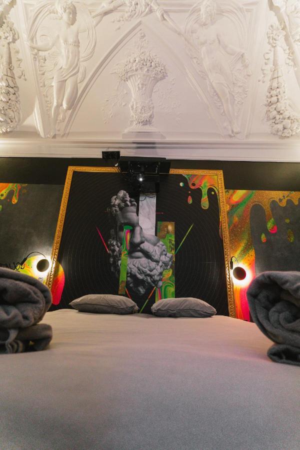 Capsule Art Deco - Jacuzzi - Netflix - Cinema - Arcade De Jeux & Nintendo Switch - 2 - Filet Suspendu Apartment *
